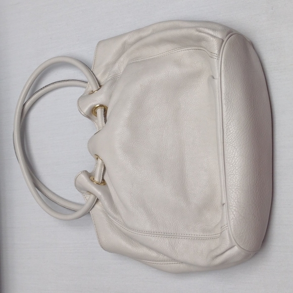 Michael Kors purse - Picture 2 of 8